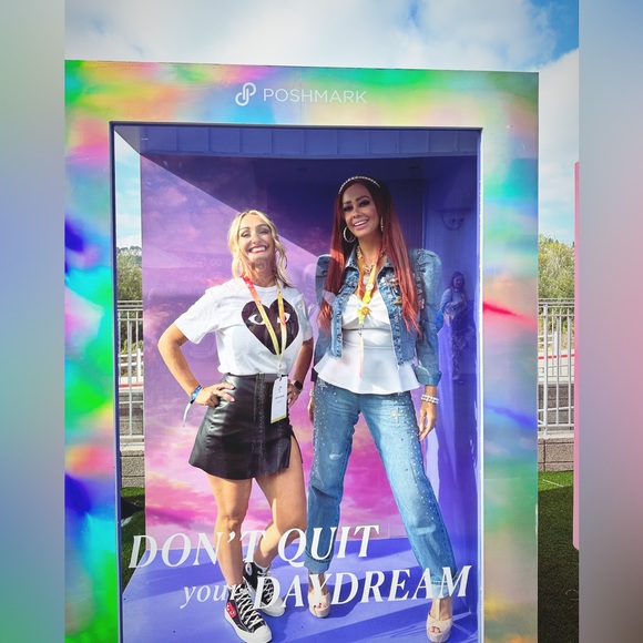 PoshFest 2023 San Diego 💕🌺🌸 - Picture 8 of 15